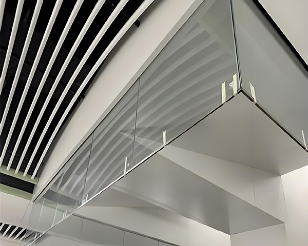 康县玻璃康县挡烟垂壁