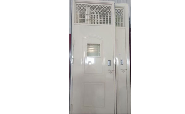 康县学校教室门