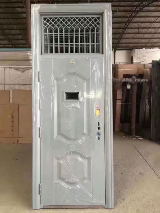 康县学校教室门