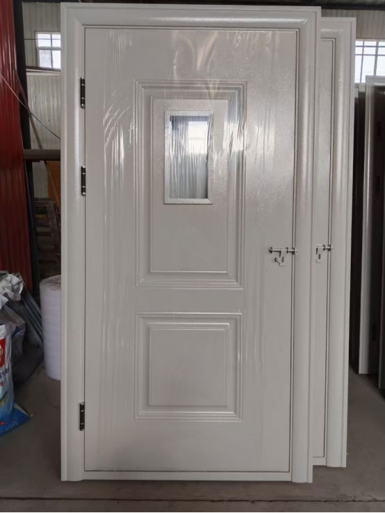 康县学校教室门