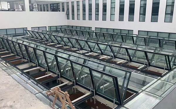 百安科技有限公司近期康县排烟窗项目案例分享